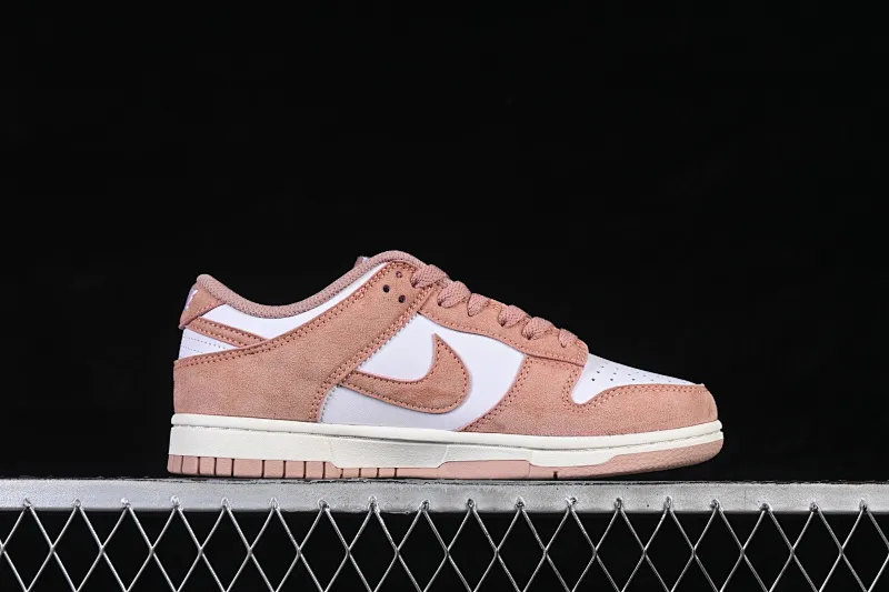 All categories Nk SB Dunk series Nk SB Dunk Low low-top sneakers X version Nike SB Dunk Low Year of the Horse pink and white low-top casual sneakers IB4417-102